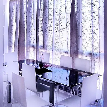 Апартамент Deluxemaisonettes In Panoramic Roof Complex