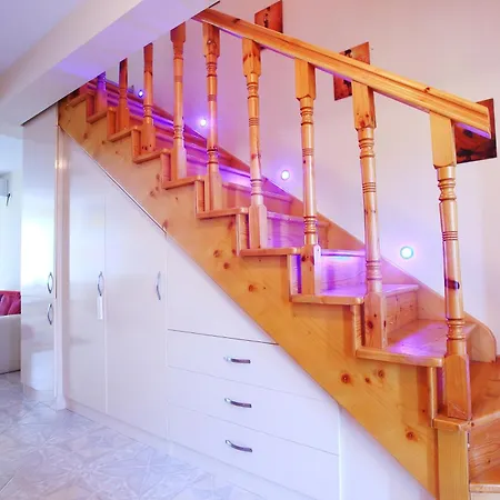 Deluxemaisonettes In Panoramic Roof Complex